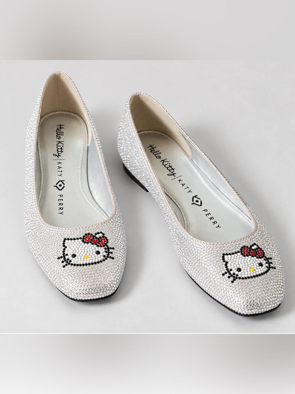 NEW HELLO KITTY X KATY PERRY SANRIO CRYSTAL BALLET FLATS RHINESTONE SHOES 8.5